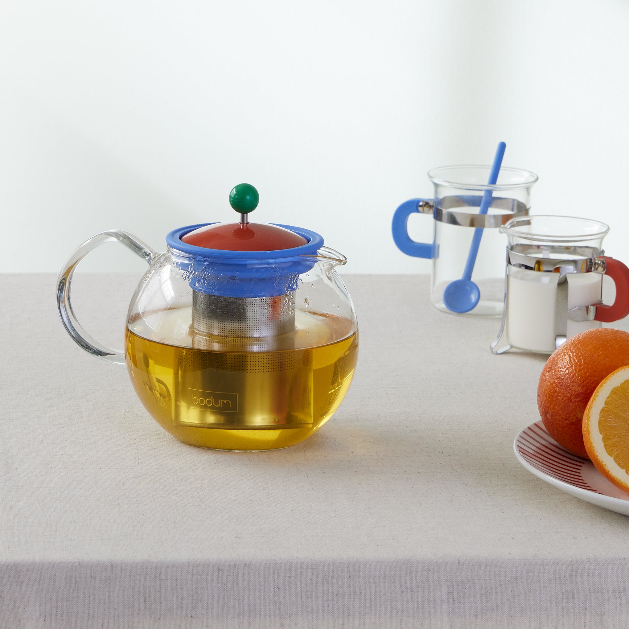 Bodum Assam Brew Teapot - Dark Coral/ Pale Blue - Image 2