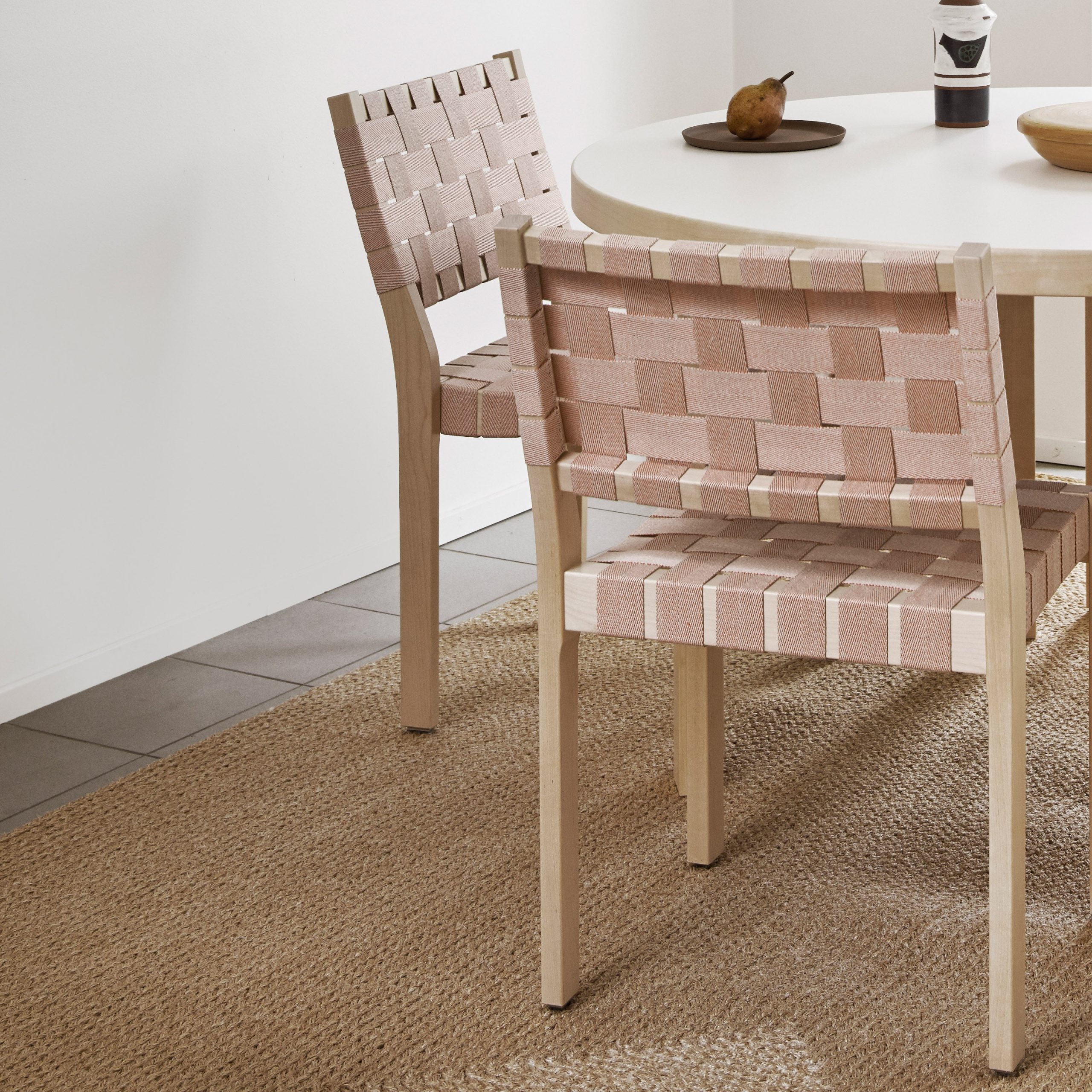 Artek Aalto Round Table 91 - Birch - Image 5