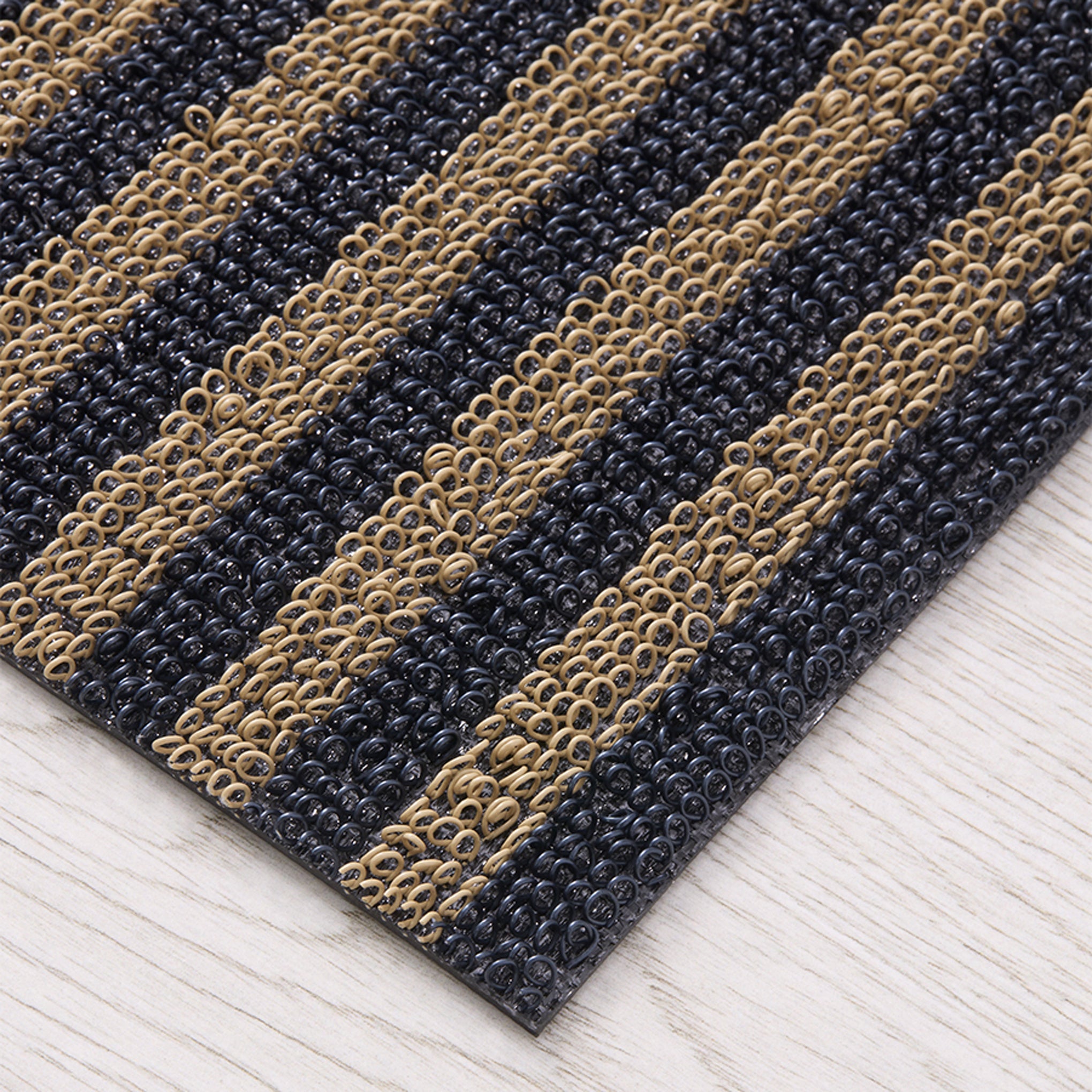 Chilewich Breton Stripe Shag Mat - Candy - Image 7