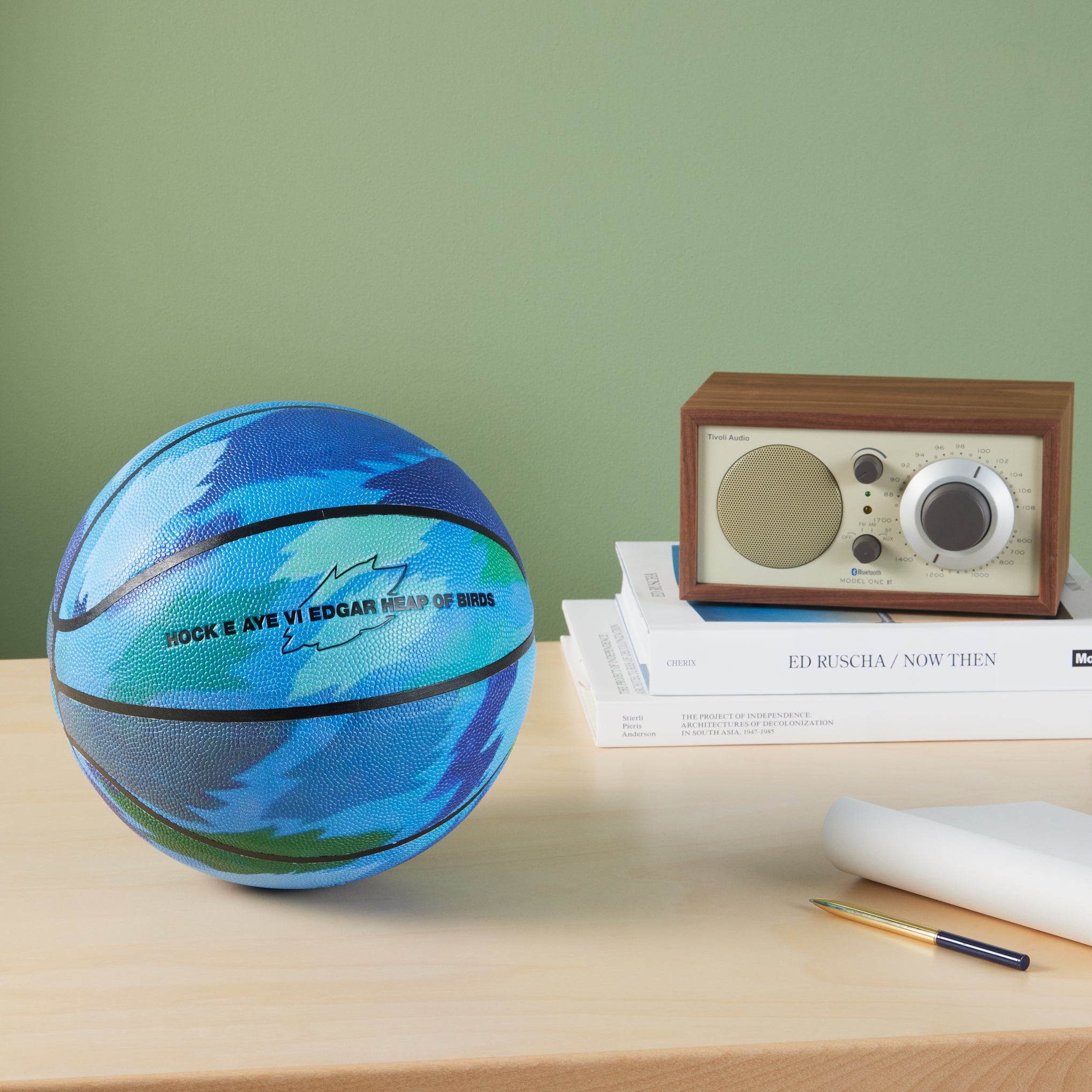 Edgar Heap of Birds Neufs for Hawaii Basketball - Image 2