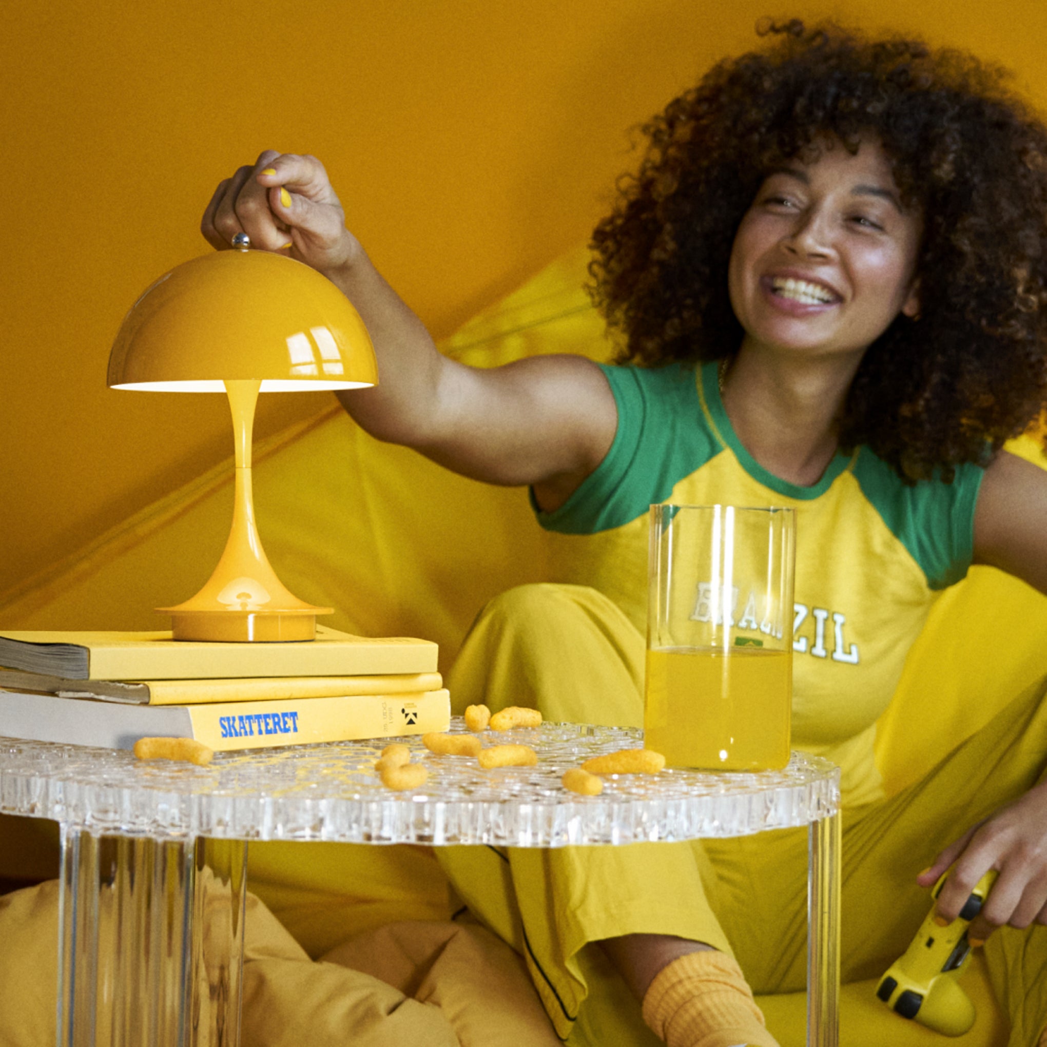 Panthella 160 Portable Table Lamp - White Opal - Image 2