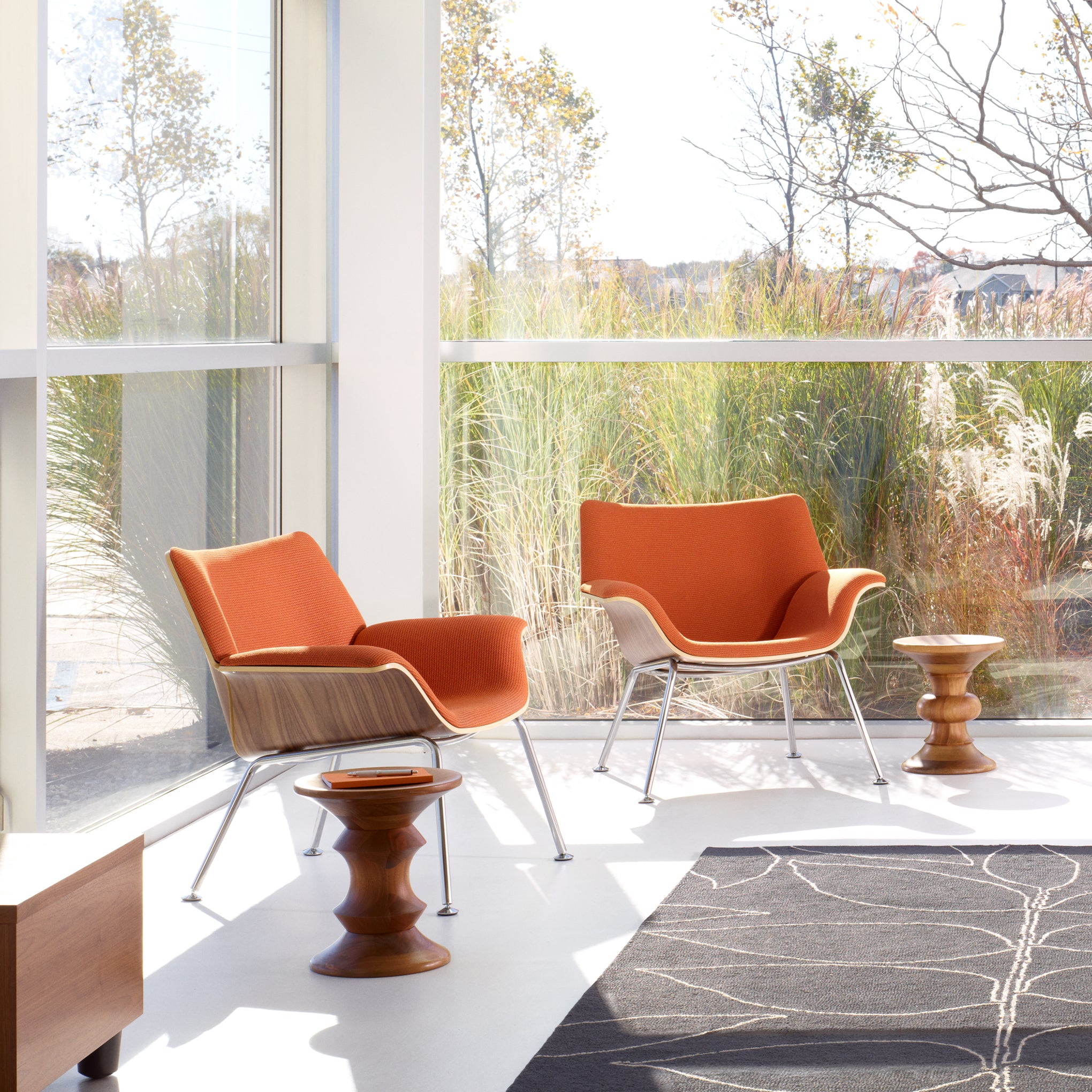 Eames® B Stool from Herman Miller - Ebony - Image 2