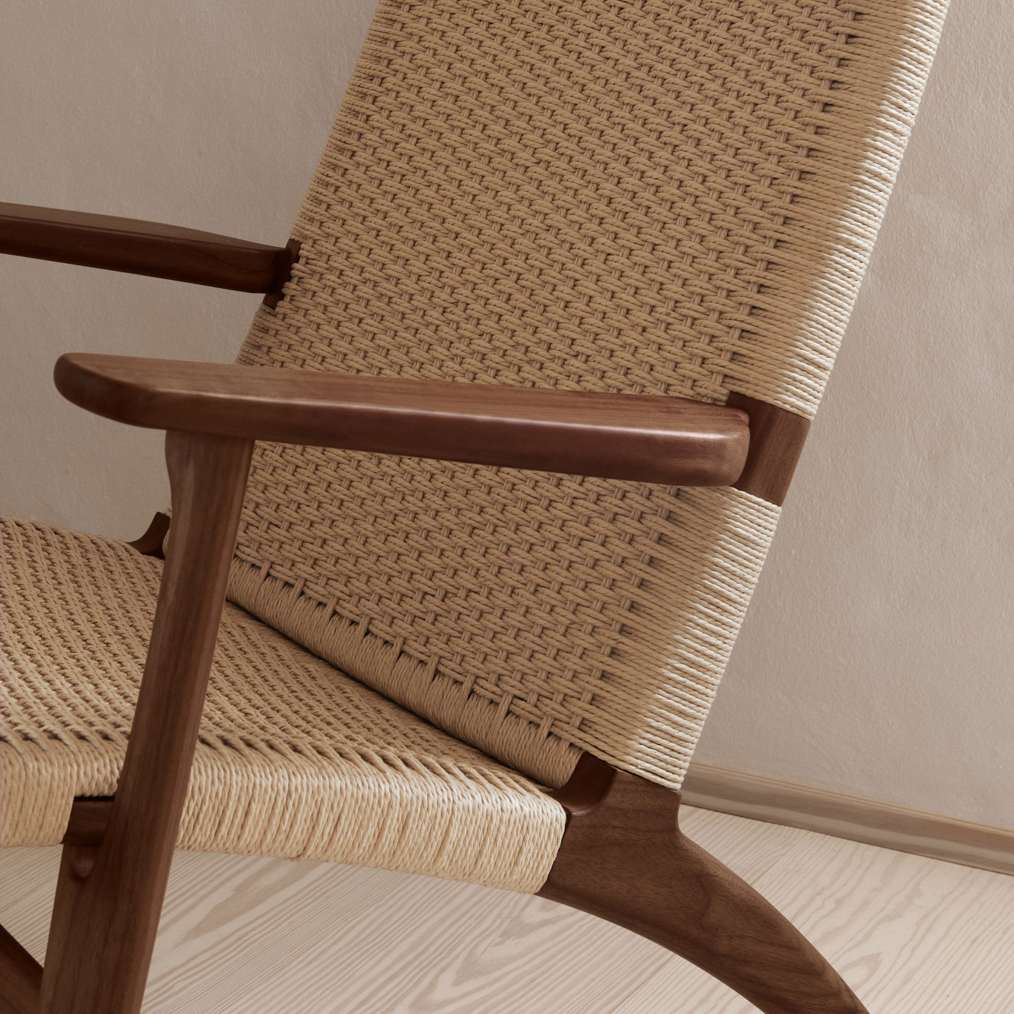 CH25 Lounge Chair - Oak Oil - Image 8