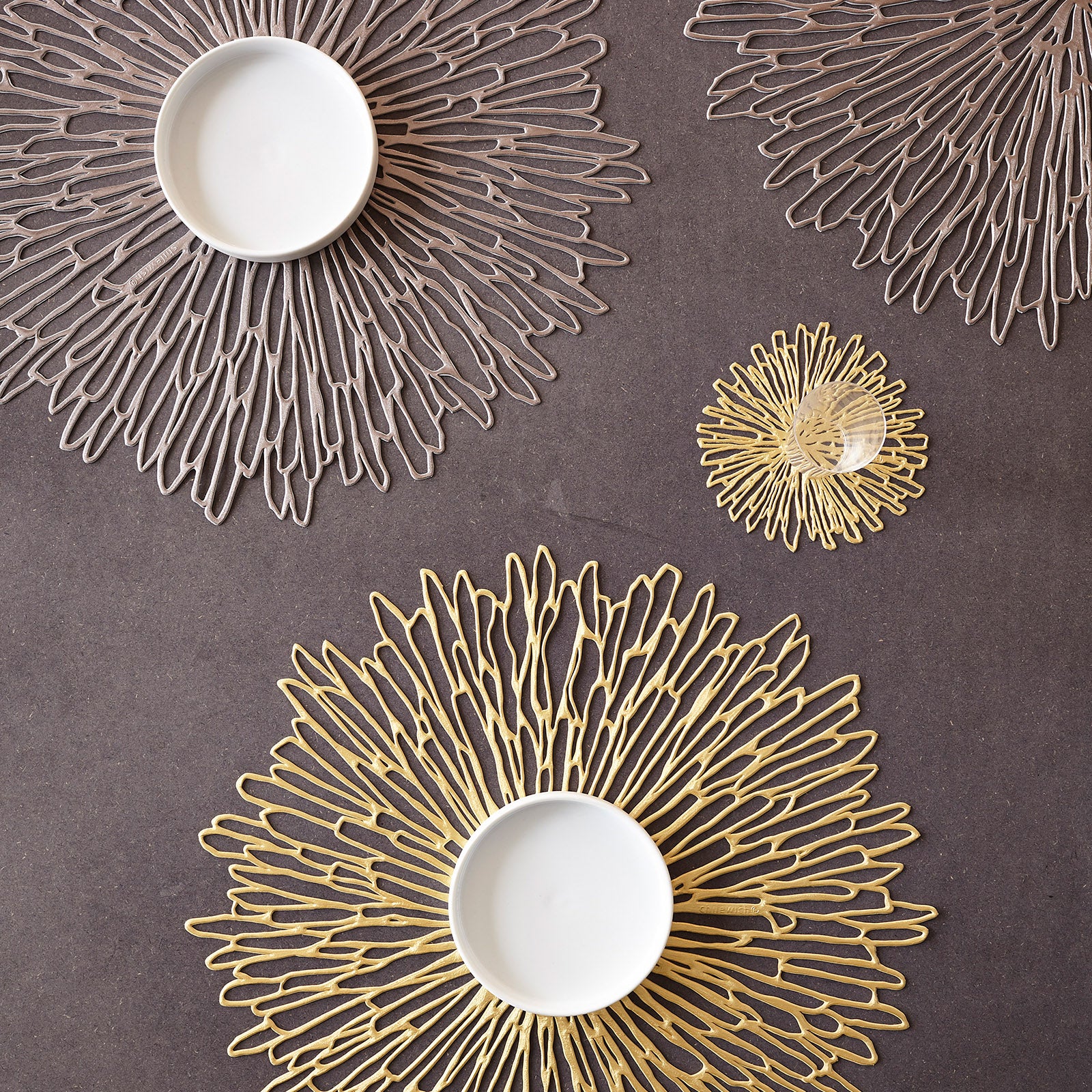 Chilewich Bloom Placemat - Gunmetal - Image 2