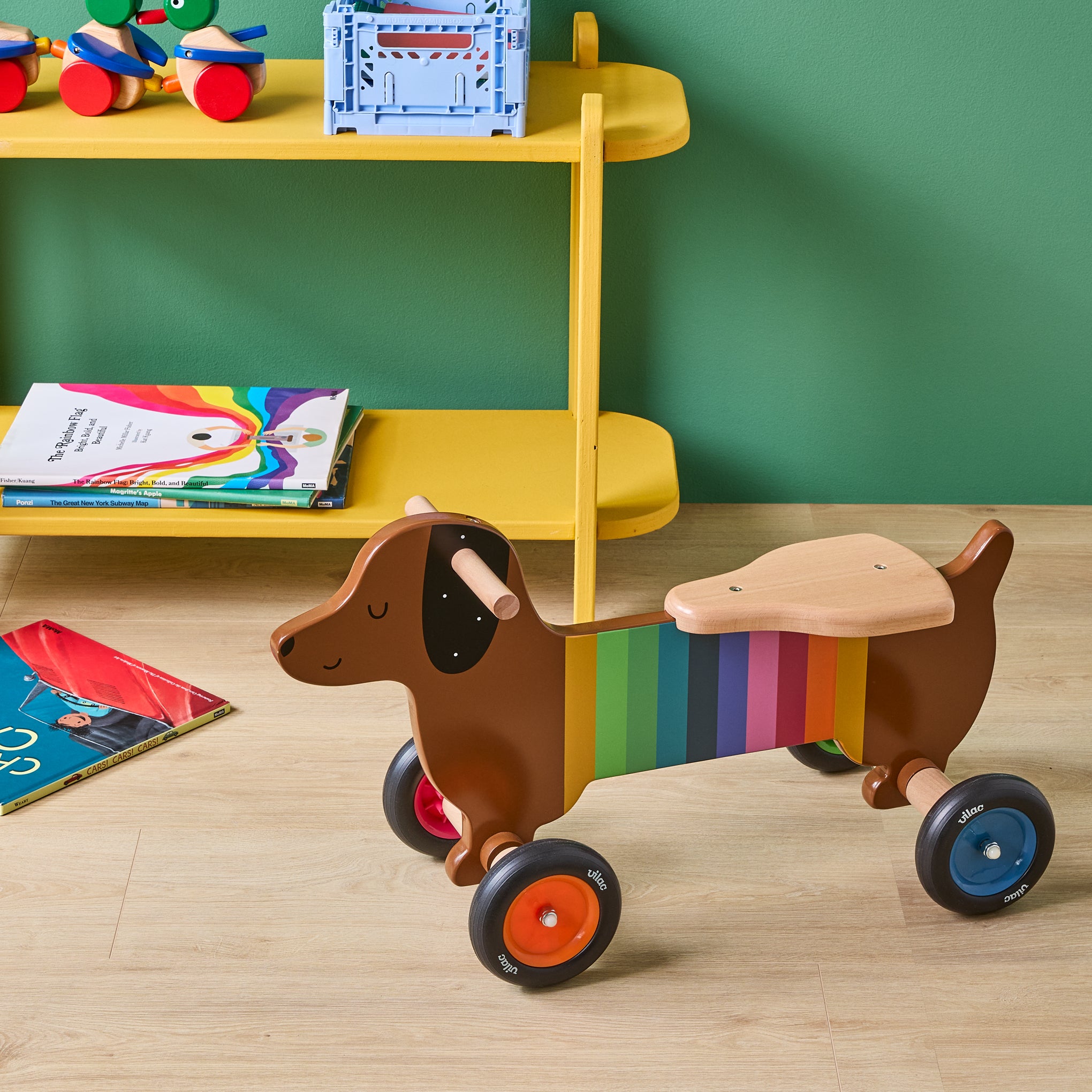 Vilac Dachshund Hot Dog Rider Toy - Image 2