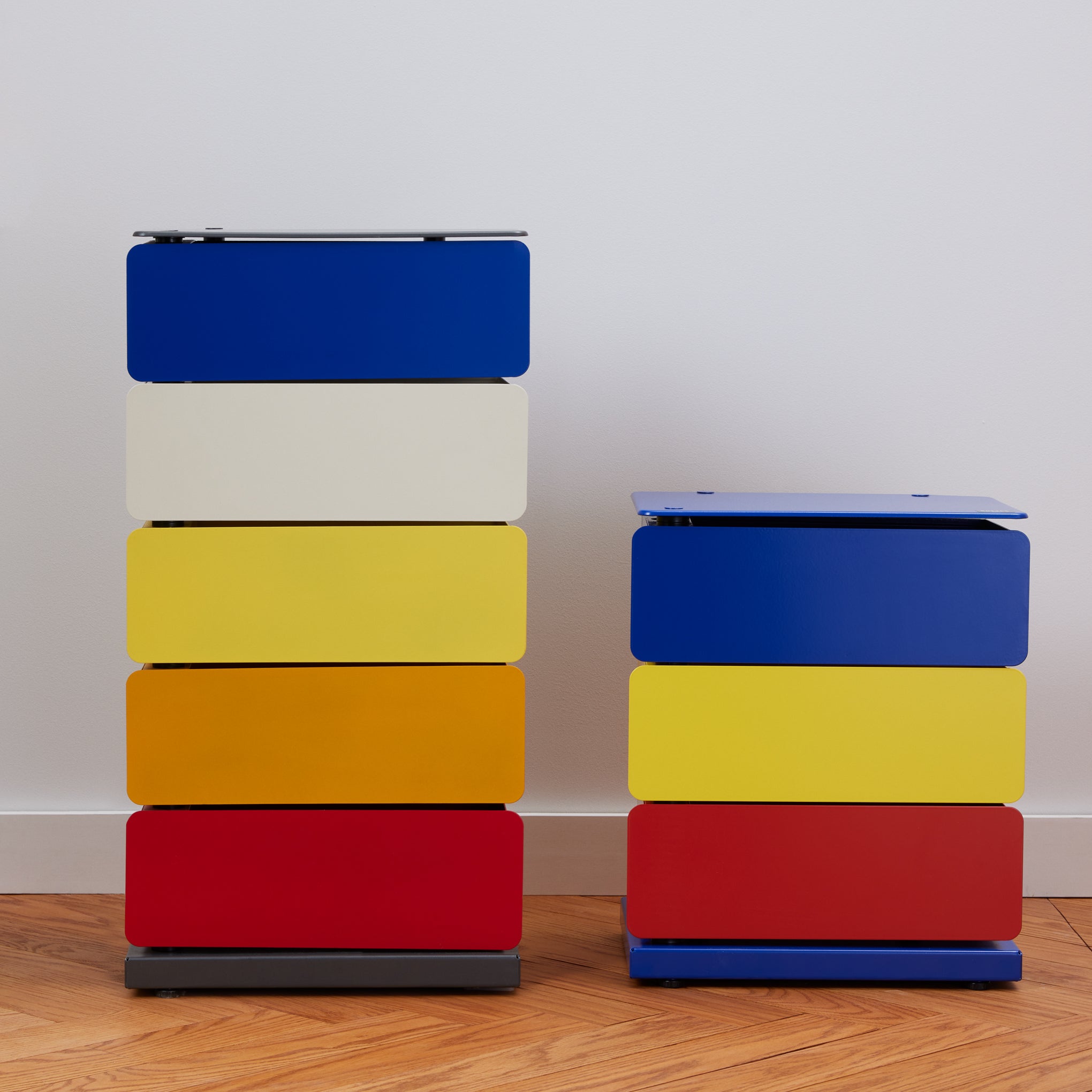 3-Drawer Pivot Cabinet - Image 7