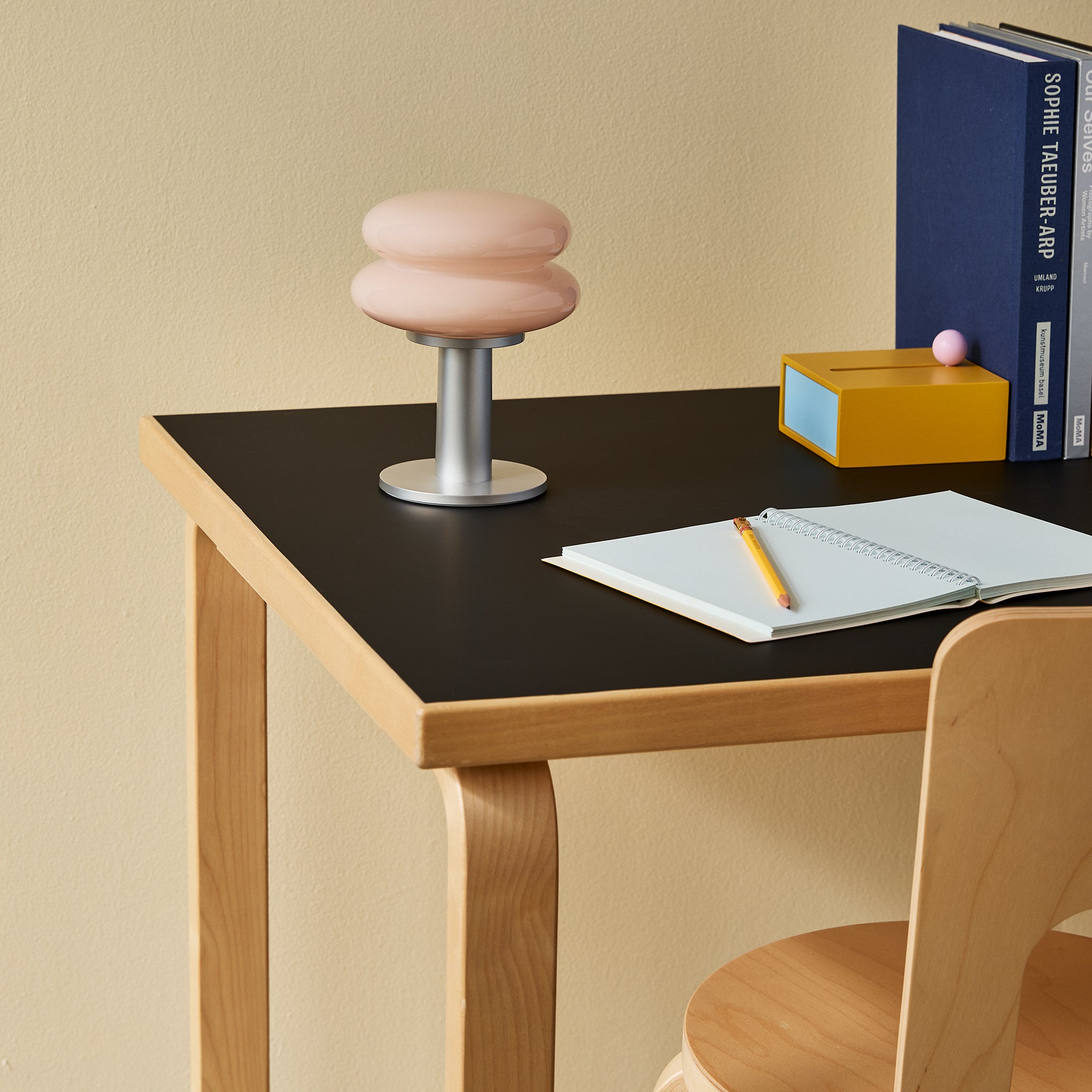 Snowman 15 Portable Lamp - Pink/ Silver - Image 5