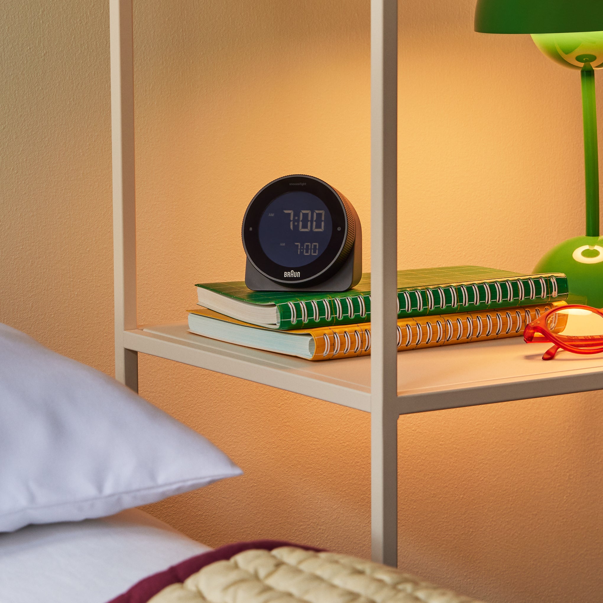 Braun BC24B Portable Digital Alarm Clock - Image 2