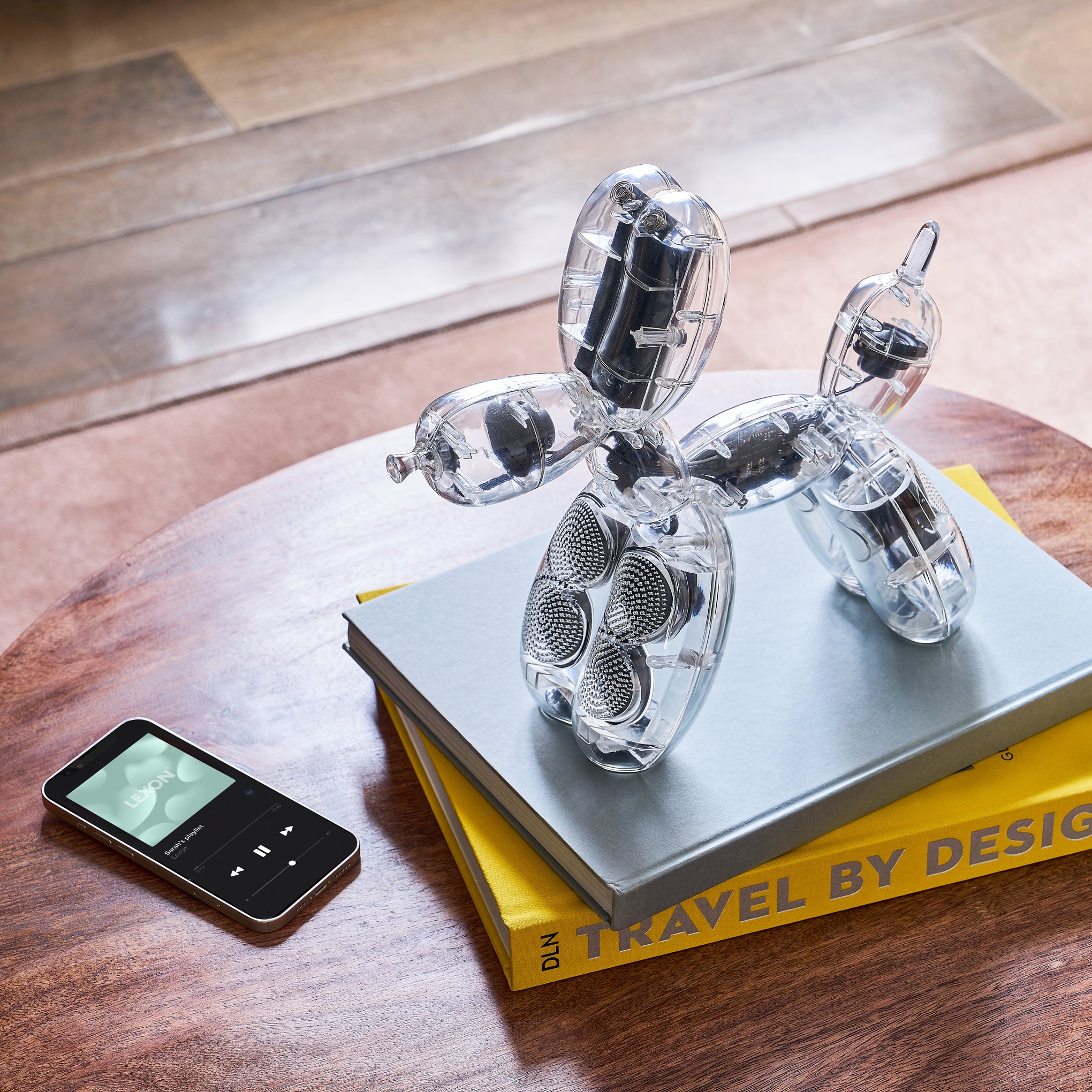 Jeff Koons Balloon Dog Speaker from Lexon - Image 5